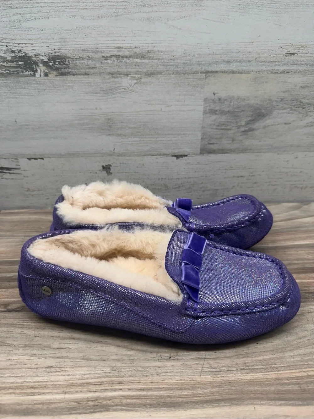 Ugg Australia Annmarie Moccasin Kid Size 6 36EU 1003086K Petunia Purple Slippers